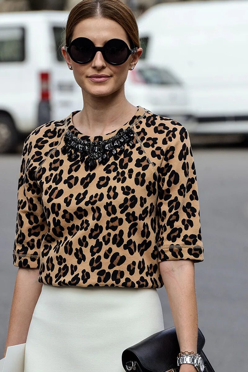 Модно леопардовый принт. Леопардовая блузка. Леопардовая кофточка. Блузки из леопардового принта. Модные блузки с леопардовым принтом.