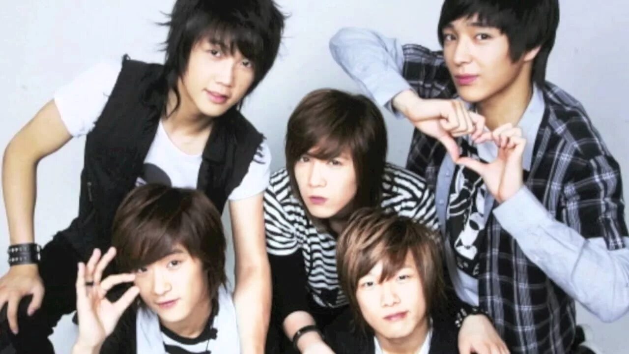 Группа gugudan. Группа ss501. Кеплер кпоп. Киплер кпоп. Кеплер кпоп группа.