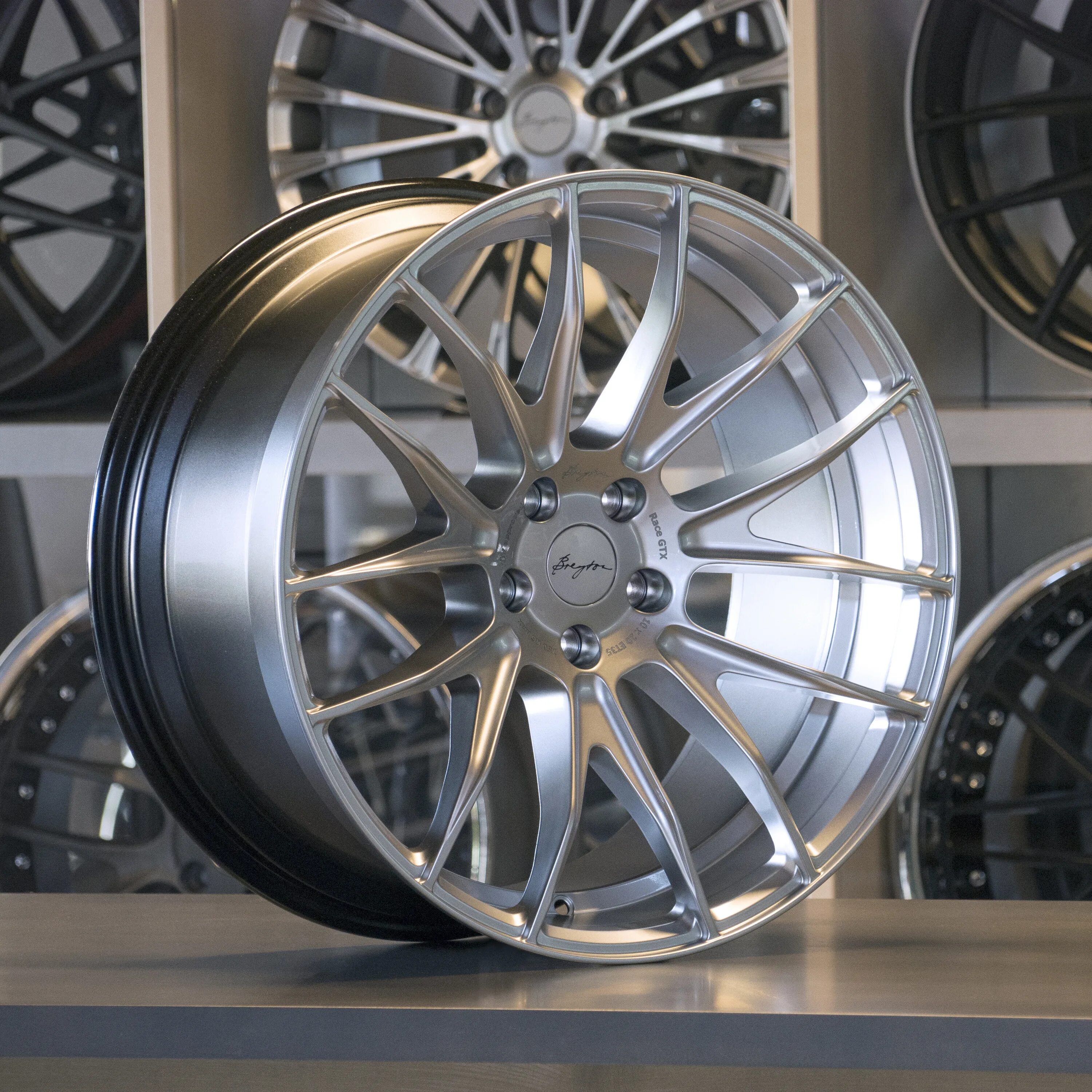 Диски премиум класса. Диски breyton r20. breyton bmw r20. breyton gts r19. диски breyton race gts r18.