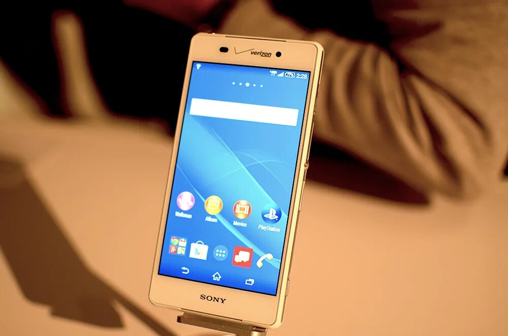 Sony Xperia z3 Gold. Sony Xperia z3. Xperia z3 specs. Sony experience z3.