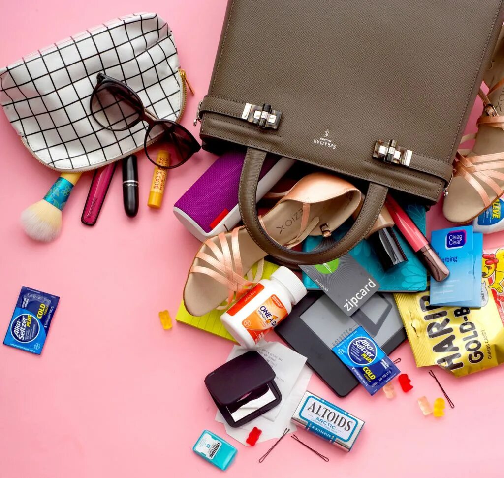 This is my bag. My bag сумки. сумка what is my bag. сумка bags-in. what`s in my bag.