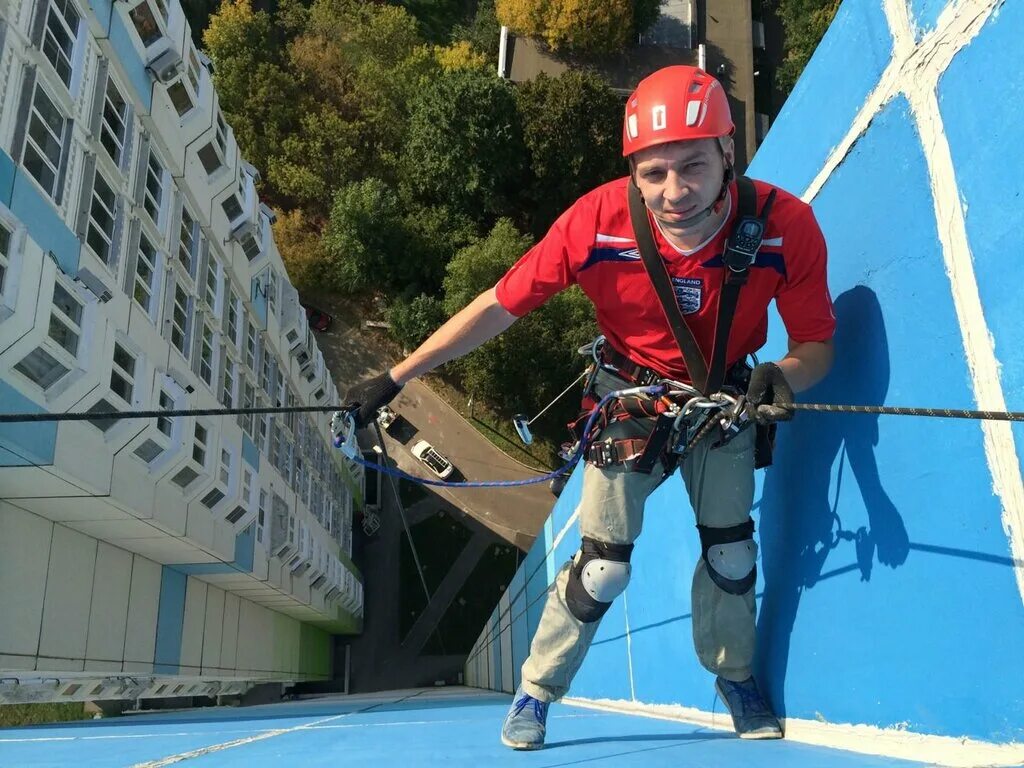 дом строительный альпинистов. строительный альпинизм. альпинист монтажник. промышленный альпинизv. промышленый альпинизм.