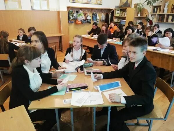 Школы караганды фото. Сайт школы караганды. 40 школа караганда. Школа гимназия 102 в караганде. Сайт школы караганды.