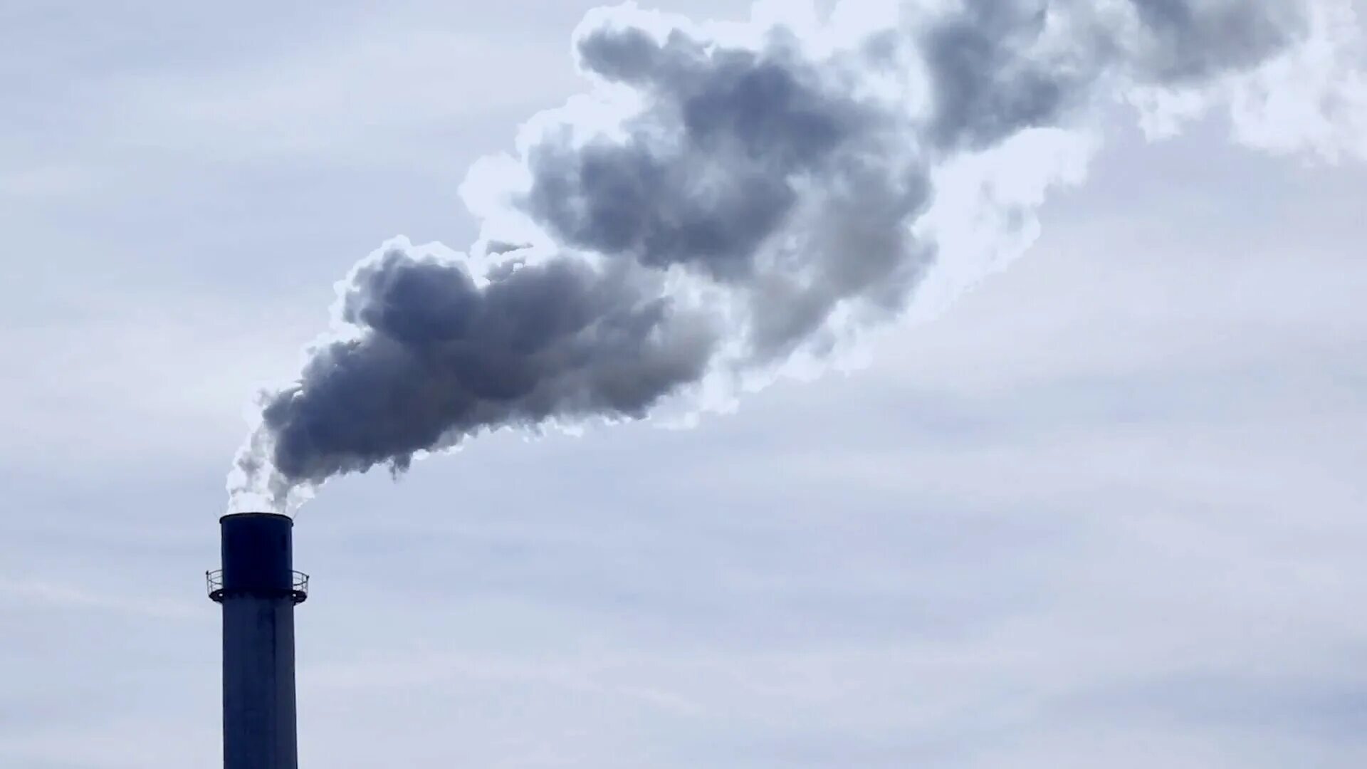 Вентиляционные выбросы. Дым от предприятий. Chimney Smoke. Factory Chimney Smoke. Загрязнение атмосферы Карелия.