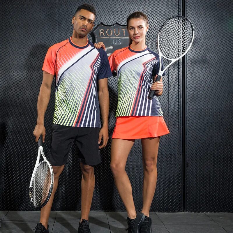 Мужской бадминтон. Форма для большого тенниса. Теннисная одежда. Одежда теннисиста. Спортивная форма для тенниса для женщин.