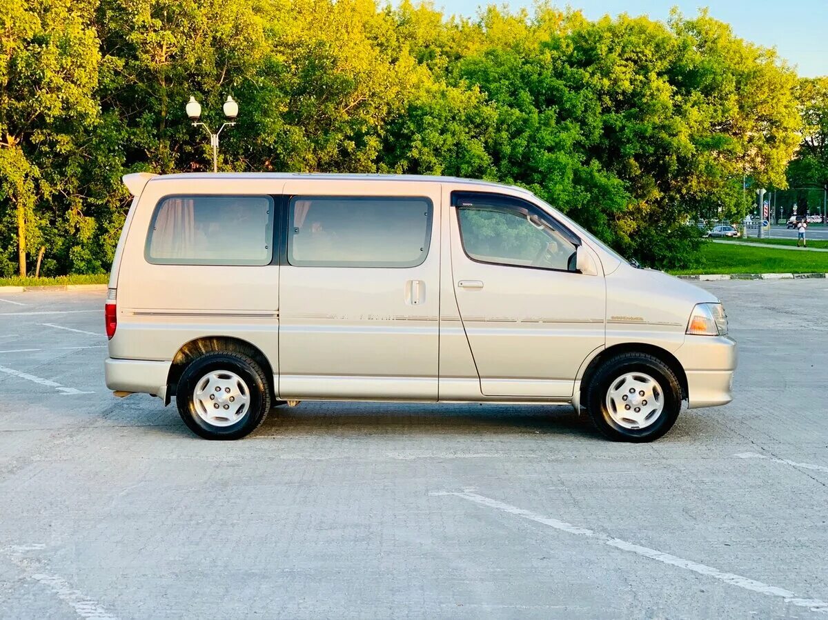 Тойота хайс 2001. Тойота гранд хайс. toyota hiace 2001. toyota grand hiace 2001. toyota hiace 2001 левый руль.