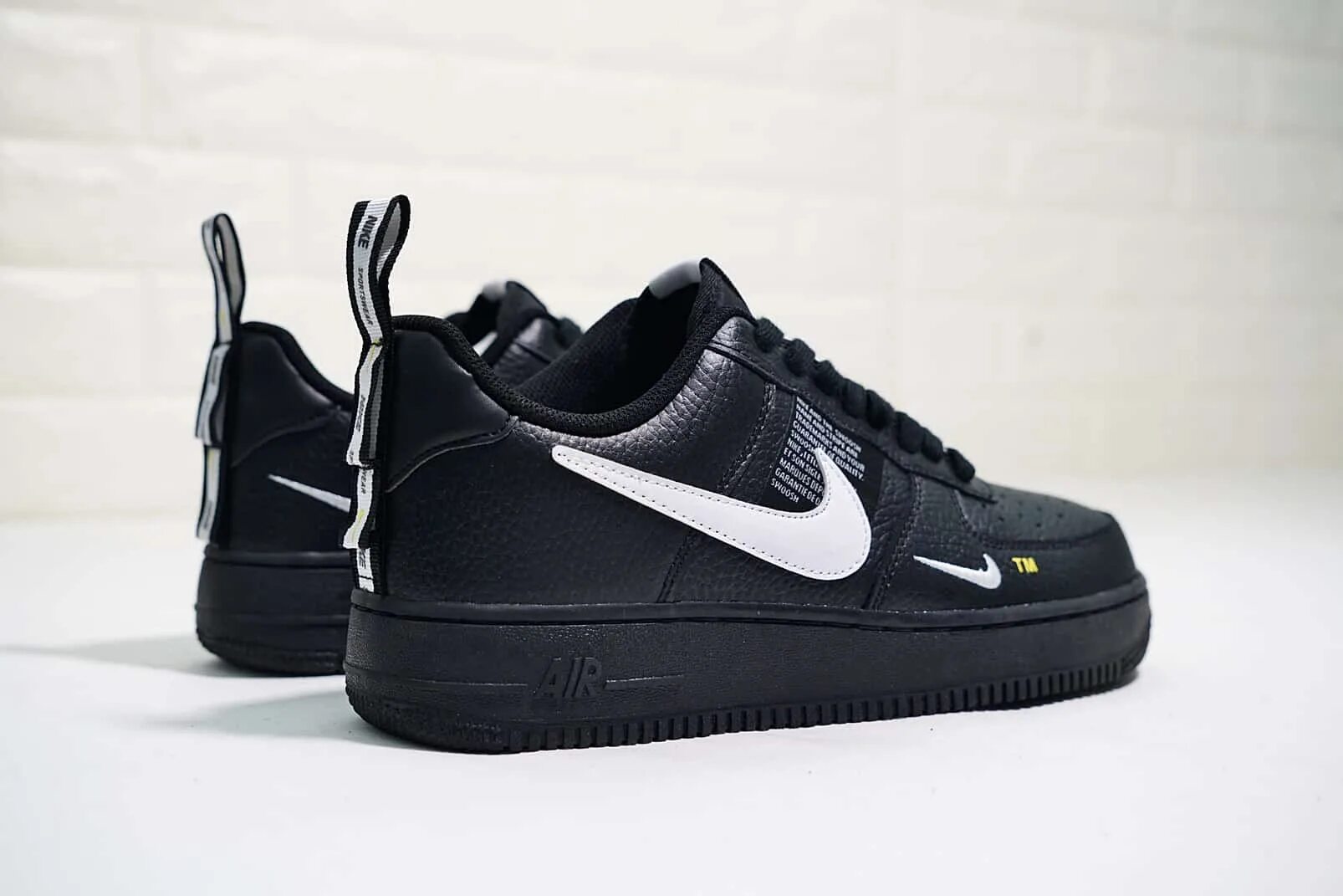 Кроссовки nike air force 1 07 lv8. Nike Air Force 1 lv8 Utility Black. Nike Air Force 1 07 lv8. Мужские кроссовки Nike Air Force 1 '07 lv8. Nike Air Force 1 lv8 Black.