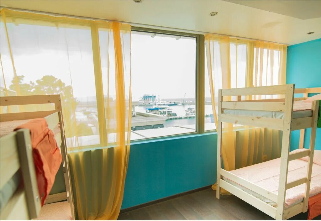 Снять хостел в сочи недорого. Хостелы в сочи. hostel сочи. хостел у моря. хостел алоха сочи.