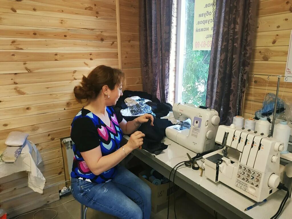 ремонт одежды ковров. улица строителей, 29. ремонт одежды ковров. пошив одежды. ремонт одежды ковров.