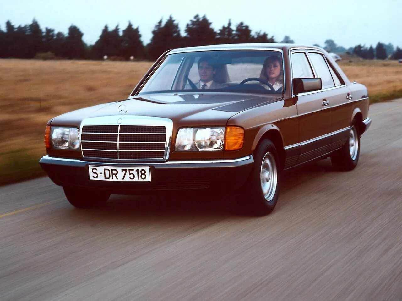 Mercedes-Benz w126. Mercedes-Benz w126 1979. Мерседес w126 sel. W126 1979.