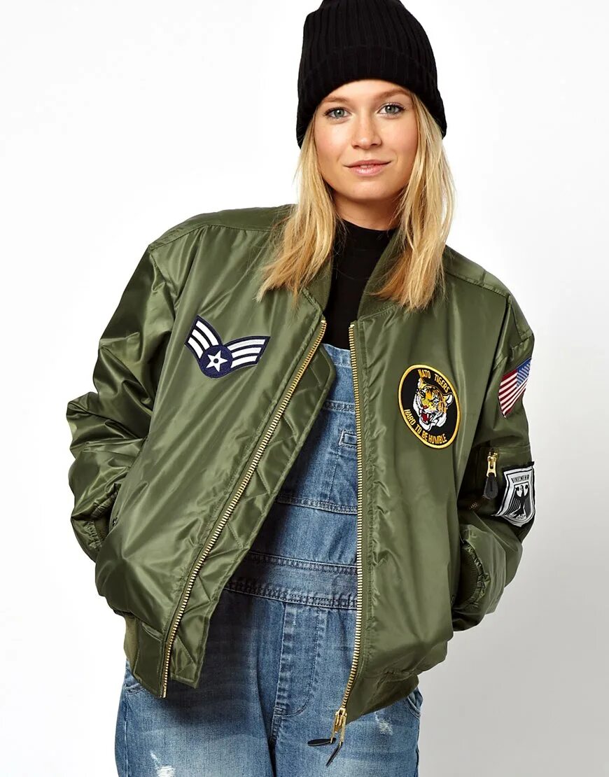 Женская куртка пилот Асос Весенняя. Бомбер зелёный 2022. Бомбер женский 2022 американский.