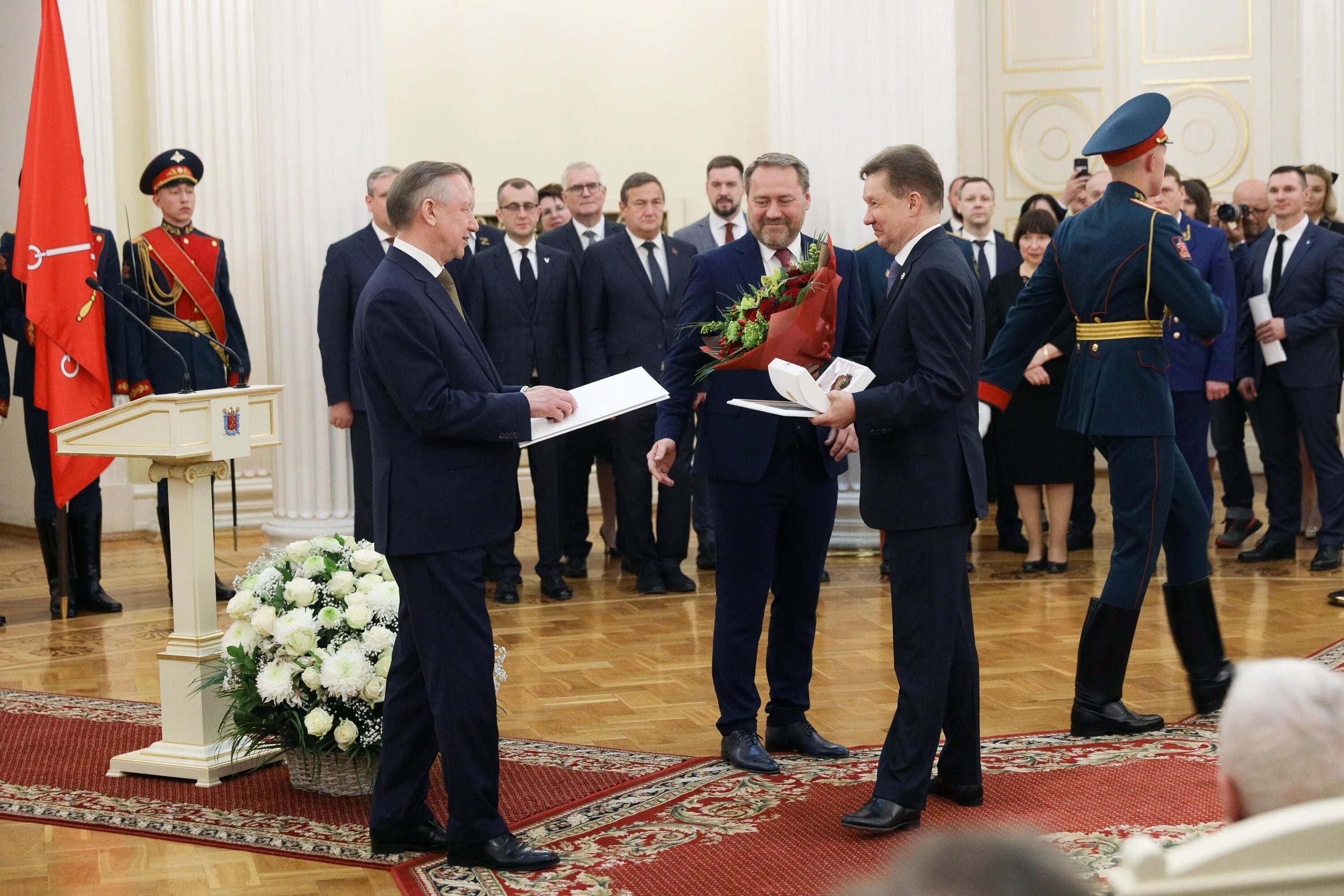 Граждане санкт петербурга. Почетный житель петербурга. Итмо санкт-петербург. Почетные жители санкт-петербурга 2022 год. Почётные граждане санкт-петербурга 2022.