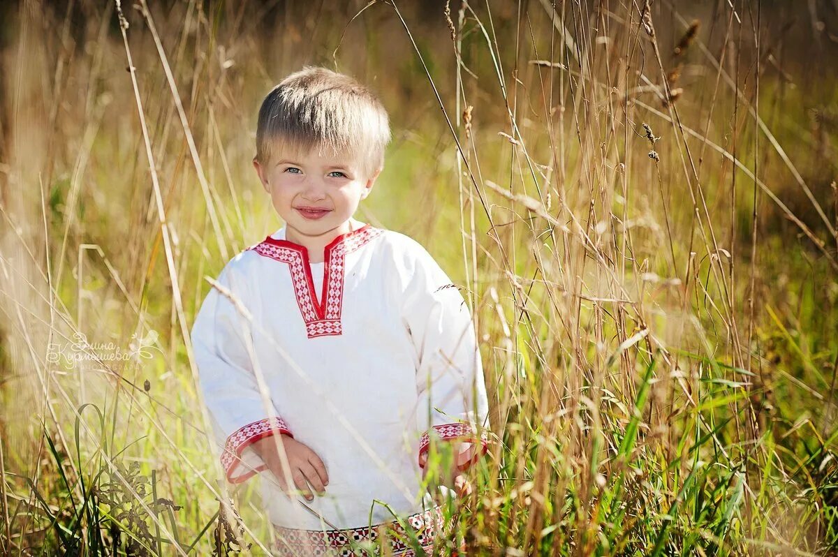 Мать солнце природа родина. Славянские дети. Красивые славянские дети. Славянский мальчик. Славянский ребенок мальчик.