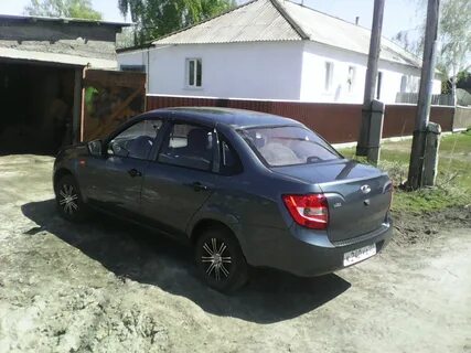 Гранта цвета кузова