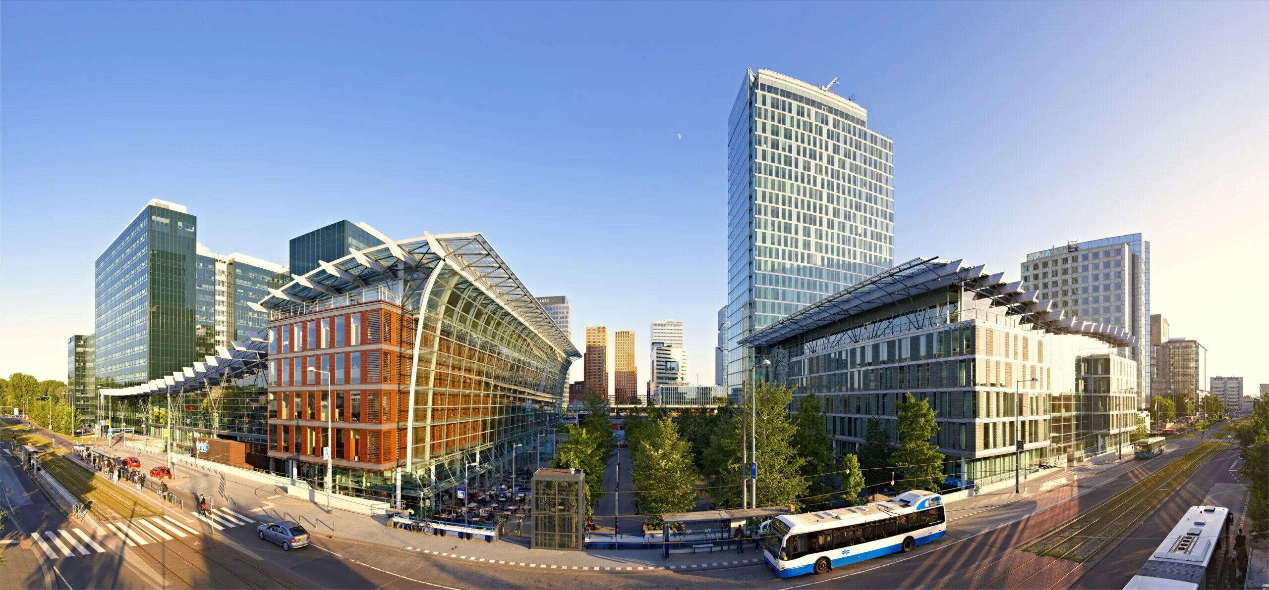 Trading centre отзывы. Westfield world trade center. Отель краун плаза москва краснопресненская набережная 12. Современный деловой район а германии. Trading centre отзывы.