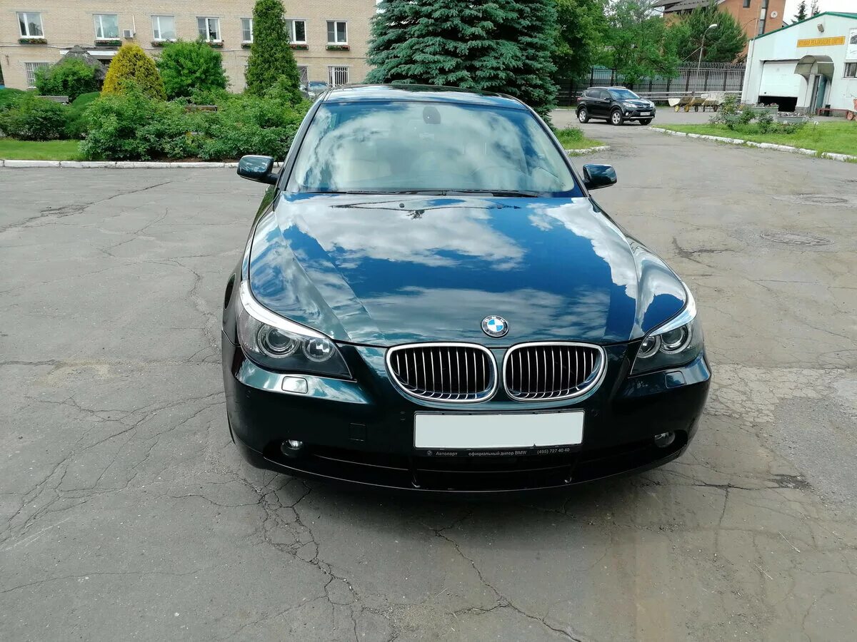 Авито купить бмв дизель. БМВ 5 2006г. BMW 525 2.5 2006. БМВ 525 2 5. БМВ 525 2л 2006г.