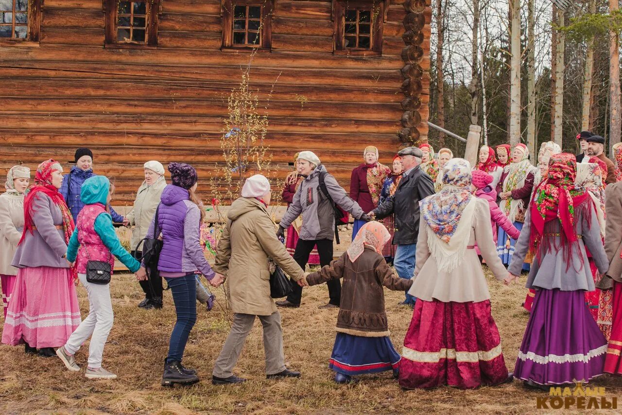 Малые Корелы народные гуляния. Малые Карелы праздники. Народные гуляния в Карелах. Малые Корелы праздничные гуляния. Масленица в малых карелах 2024