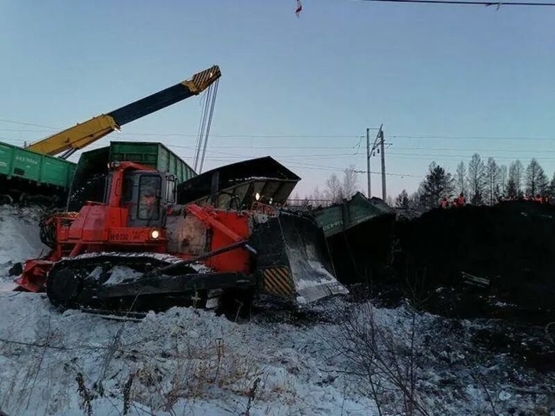Сход вагонов на забайкальской. Сход вагонов в могочинском районе. сход вагонов в забайкалье вчера.. сход вагонов в забайкальском крае 2025. сход на забайкальское жд могочинский район.