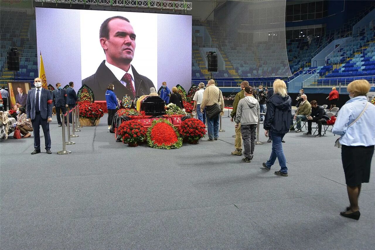 эрдоган. похороны чувашии. похороны чувашии. игнатьев михаил васильевич похороны. глава чувашии михаил игнатьев могила.