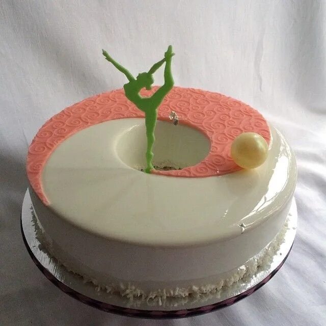 Торт с гимнасткой. Торт для гимнаста. Торт художественная гимнастика. Торт украшения гимнастика. Торт для гимнастки
