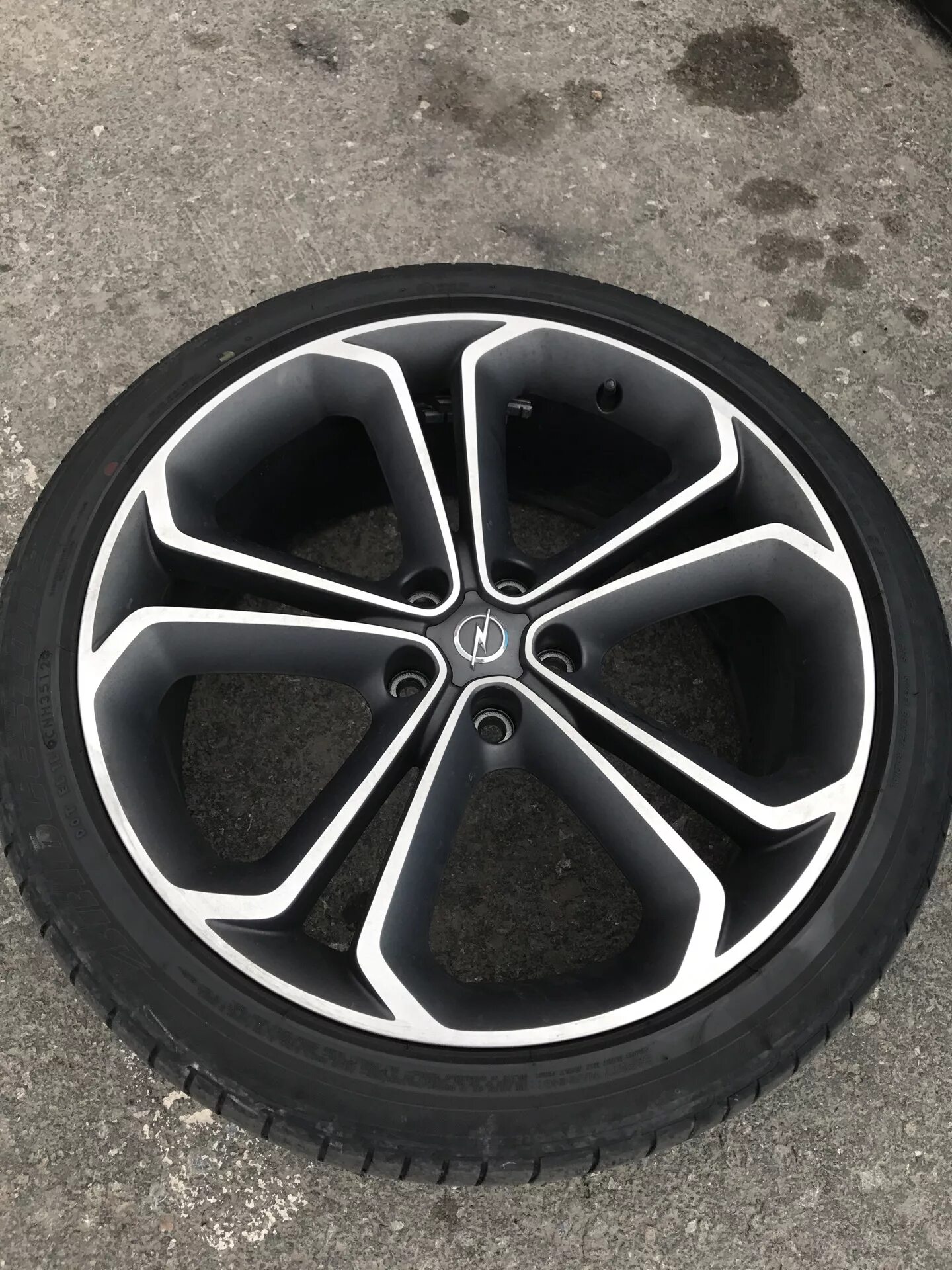 Диски 245 45 20. Opel Astra j r20 резина. Irmscher r20. Диски Irmscher r20 5x115. Диски 245/45 r20.