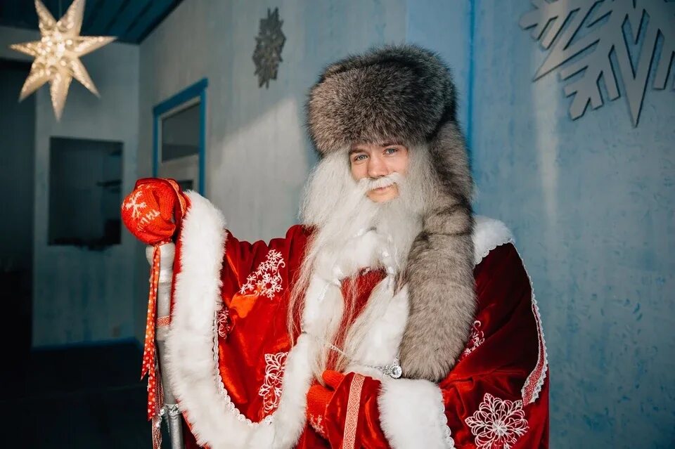 Талви Укко. Талви Укко дед Мороз. Карельский дед Мороз Талви. Талви Укко дворец Лумикки. Дел морозов