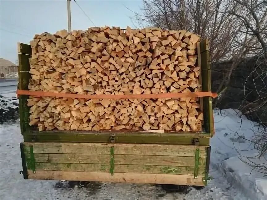 Дрова сухара. Дрова сосна чурками. Дрова береза. Обрезь древесины на дрова. Дрова рубцовск.