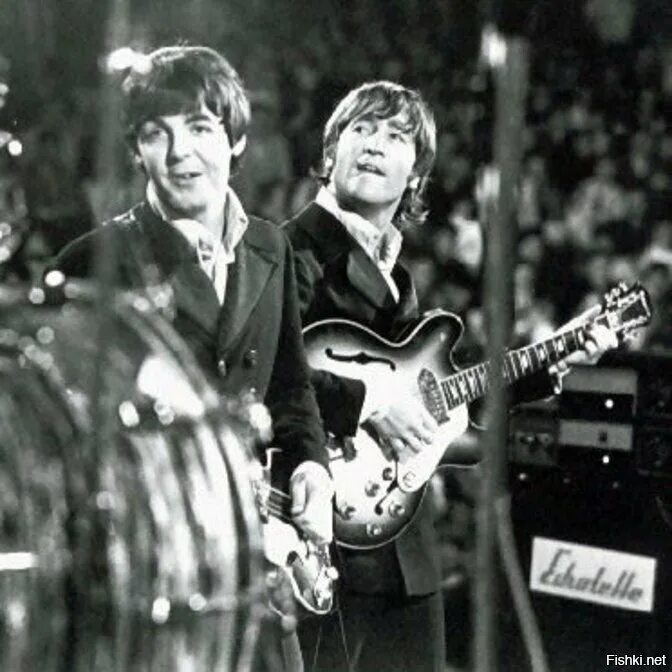 Бибиси 1966 фото. 1966 15 июня. 1966 15 июня. Top of the pops 1964. The beatles 1966.