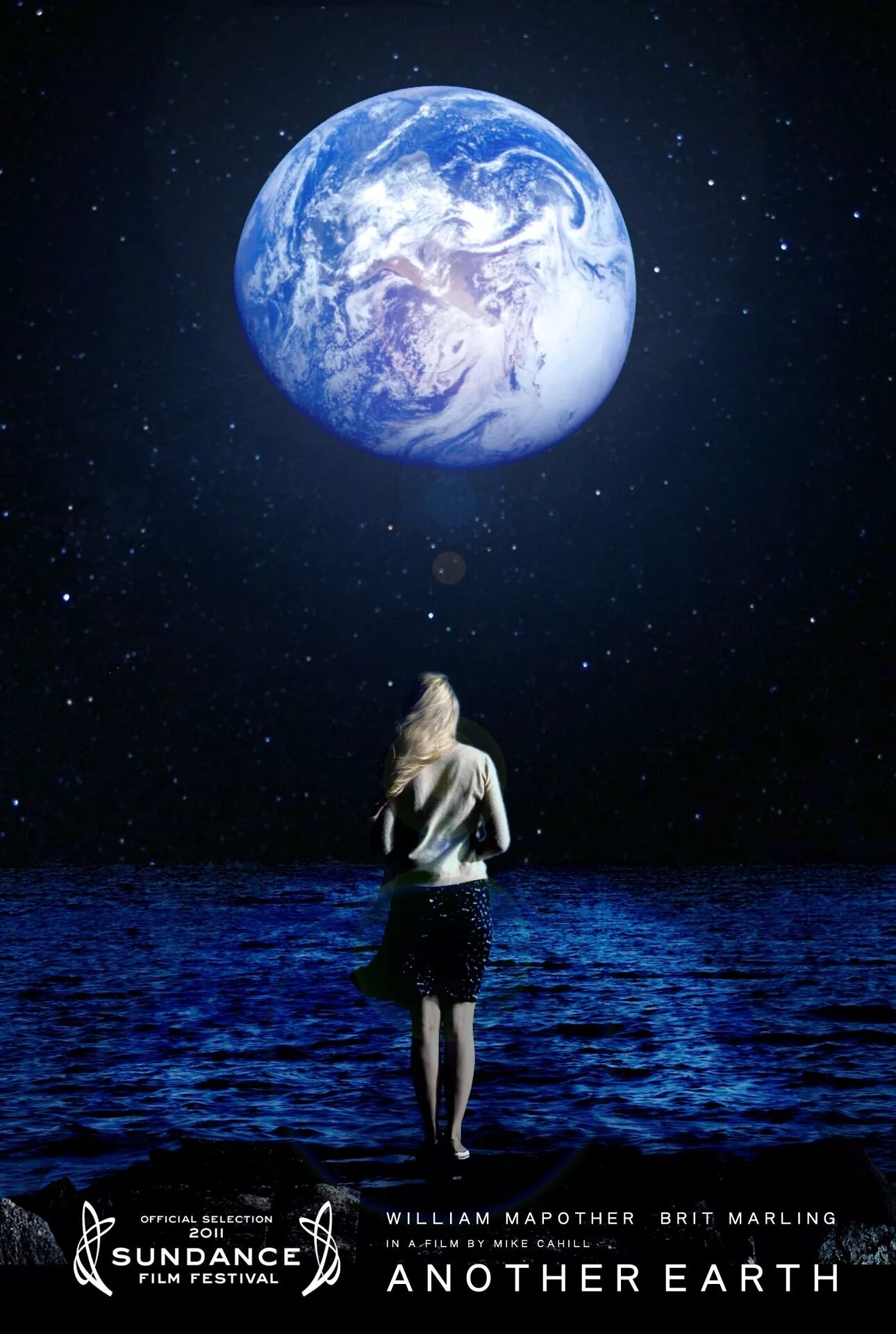 Другая земля. Другая земля / another Earth; Майк Кэхилл, США, 2011.. Другая земля фильм. Постеры другая земля - another Earth (2011). Другая земля 2011 Постер.