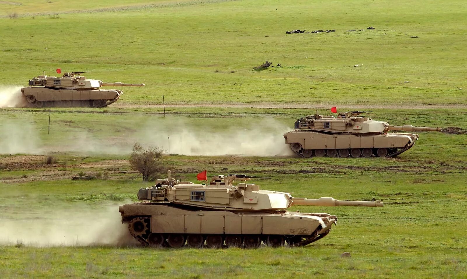 Про танки абрамс. M1a1 Abrams. М1 Абрамс зеленый. Abrams m1a2 Ирак. M1a1 Abrams Польша.