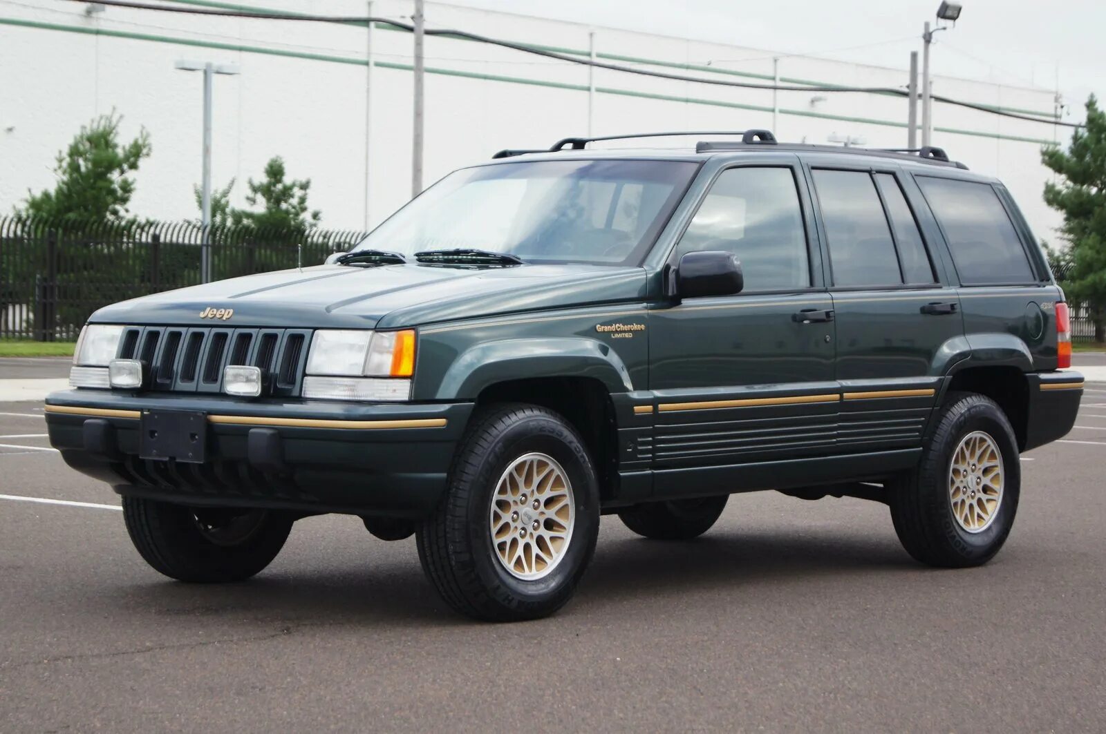 Джип гранд чероки zj купить. Jeep Grand Cherokee 1992. Jeep Grand Cherokee 1994. Jeep Grand Cherokee Limited 1994. Jeep Grand Cherokee 1996.