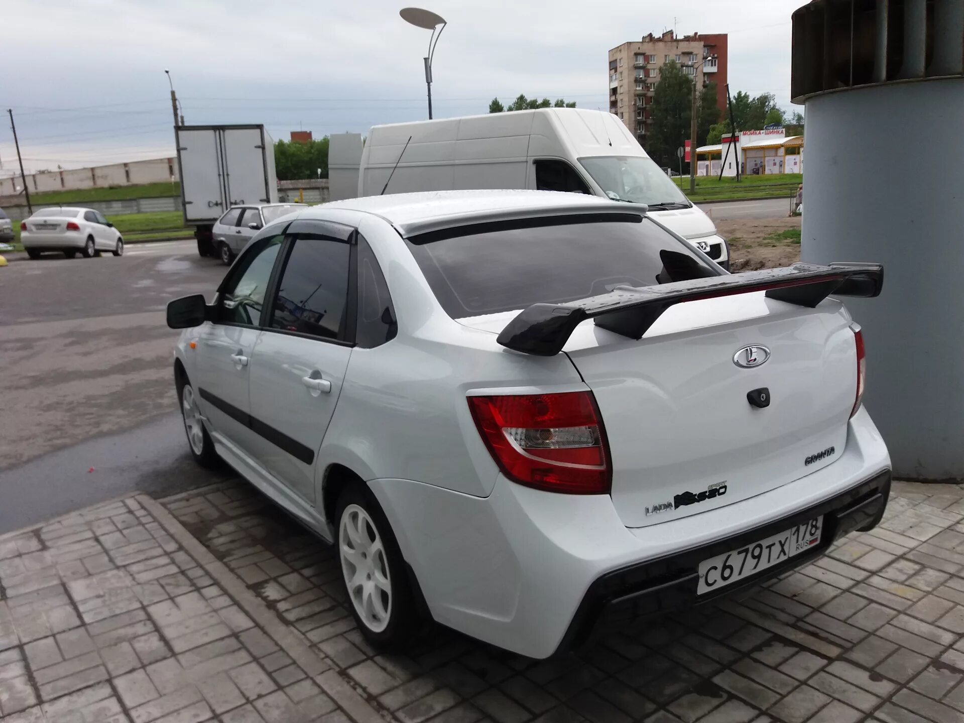 Granta 2 Liftback антикрыло. Тюнинг лады гранта купить