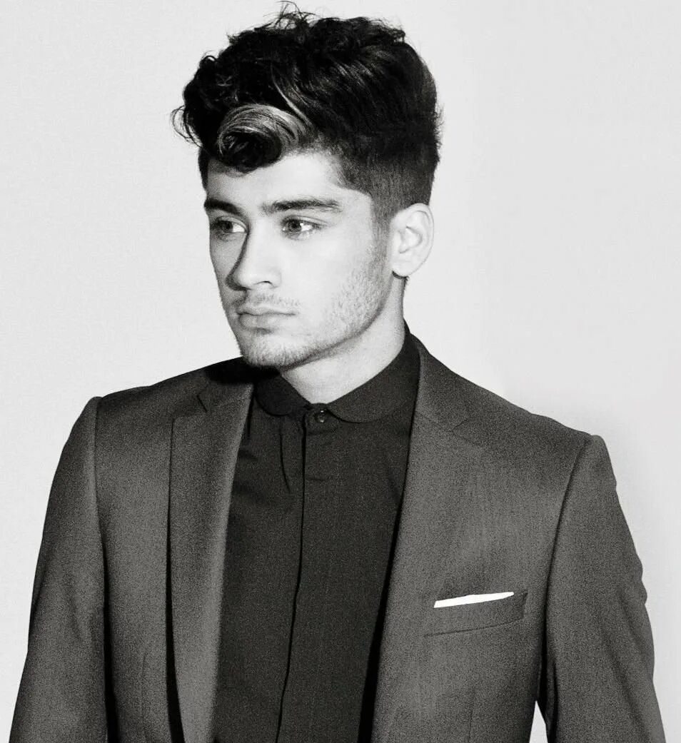 Малик опт. Зейн Малик. Zayn Malik 2012. One Direction Зейн. Zayn Malik 2021.