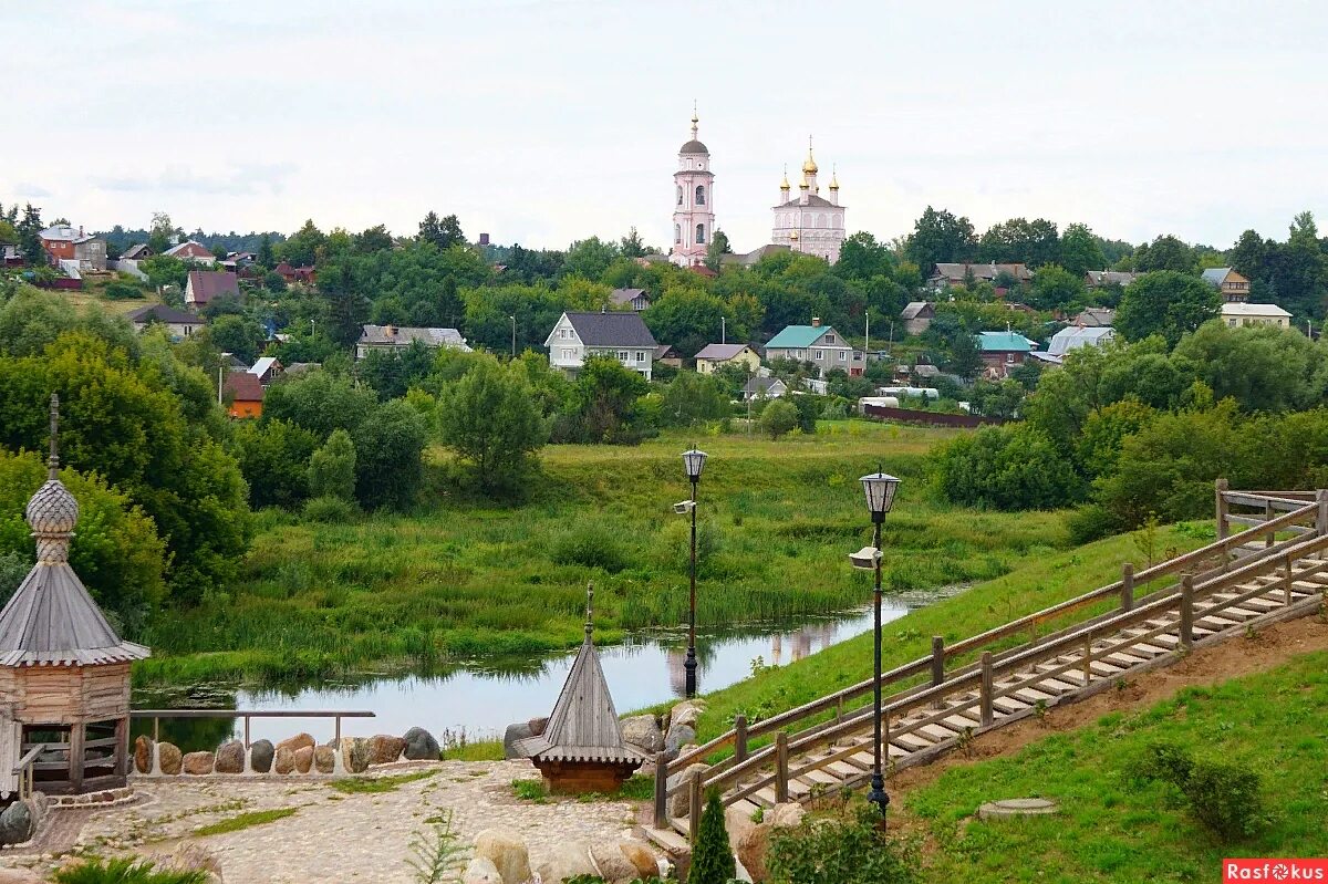 Неделя в области боровск. Река Протва Боровск. Боровск Калужская область. Река в Боровске Калужской области. Боровск Протва.