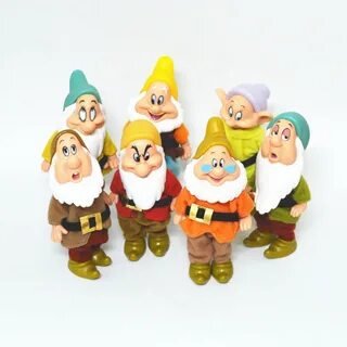 Игрушечные гномики