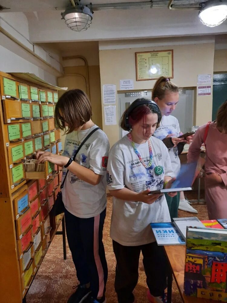 проект юный. проект юный исследователь. школьники дополнительное образование. ккартинка «юные бизнесмены оренбуржья»;. клуб юных финансистов в доу.