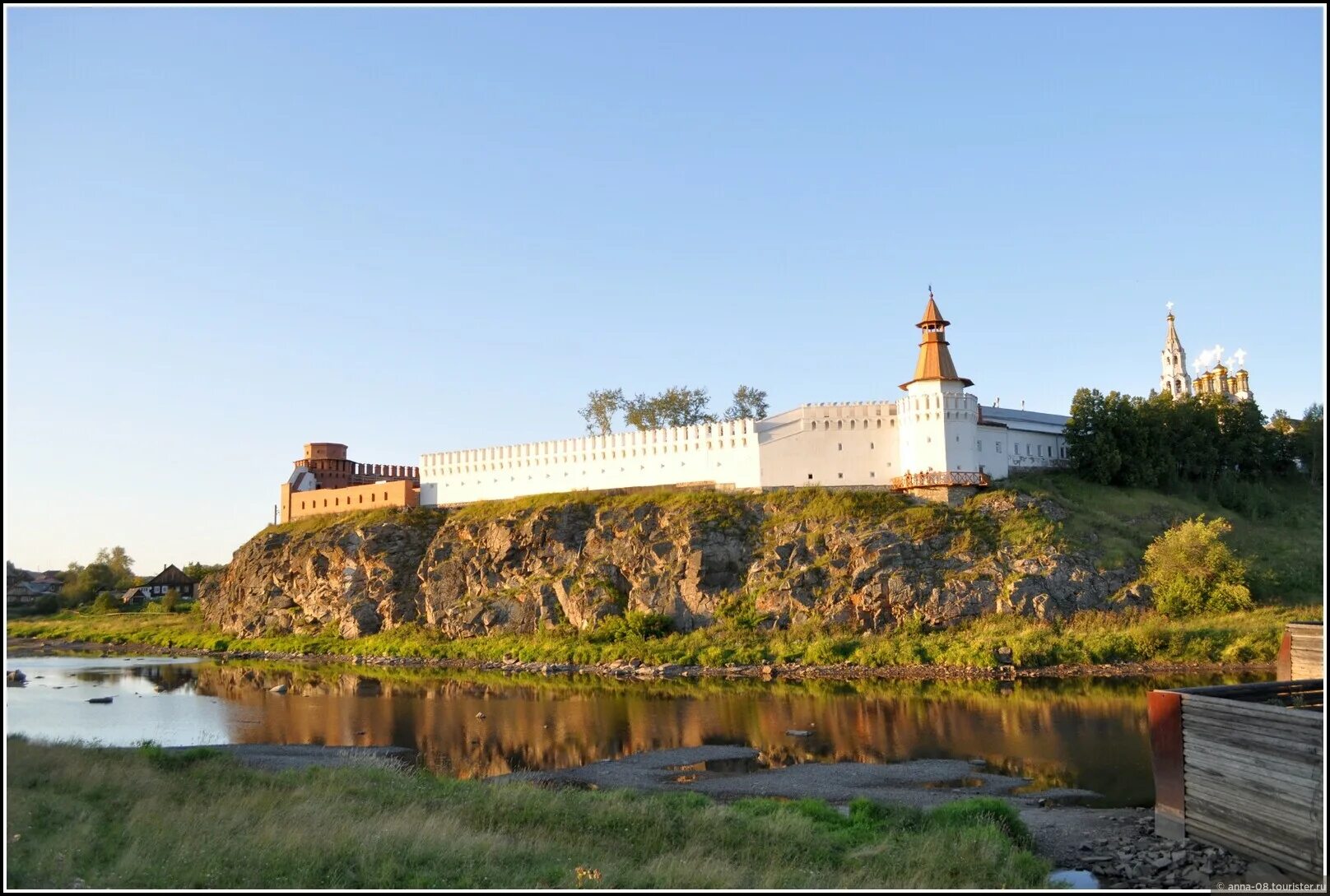 Кремль города верхотурье. Уральский кремль верхотурье. Уральский кремль верхотурье. Верхотурье кремль. Верхотурский кремль верхотурье.