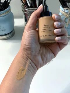Armani тональный
