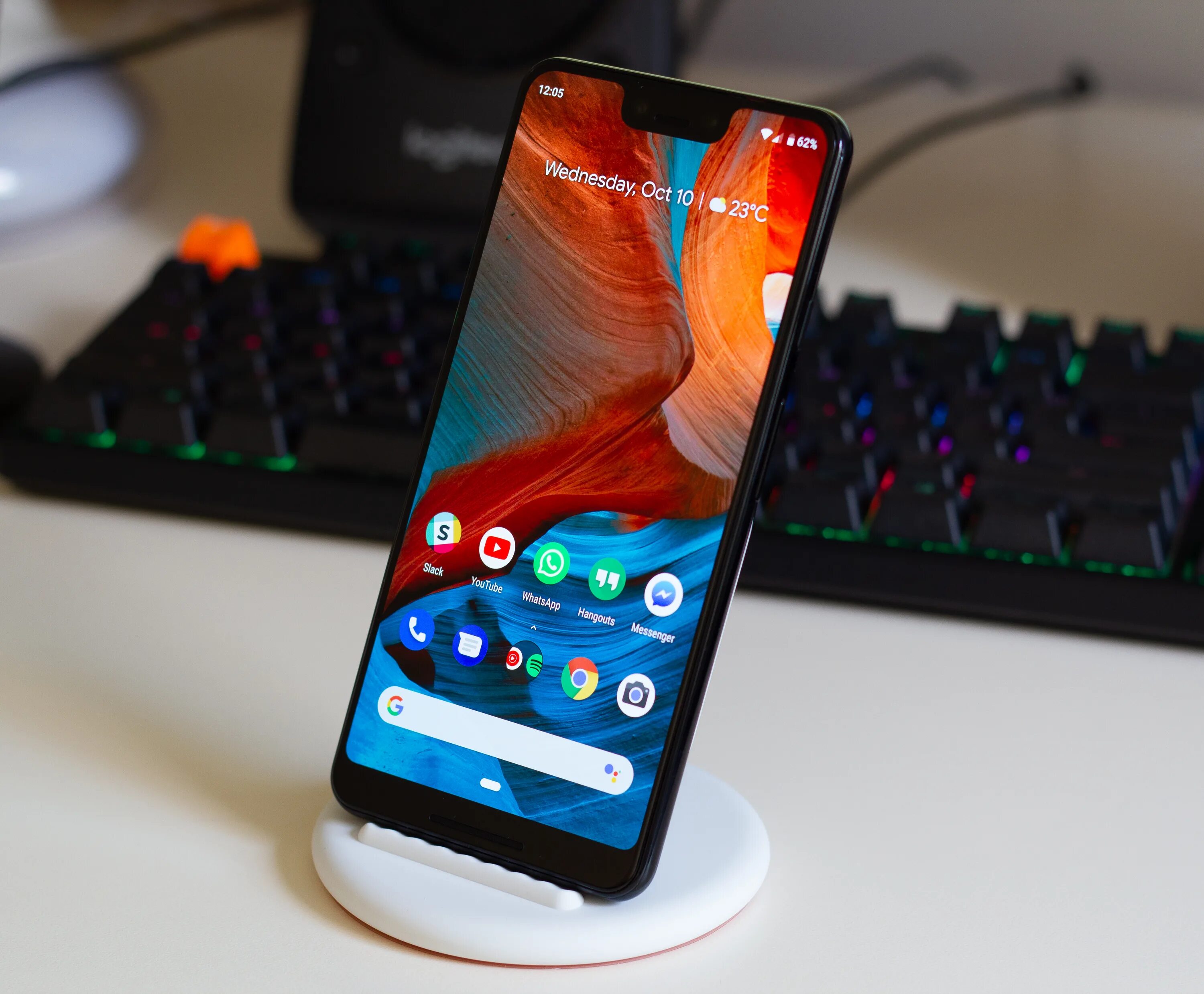 Смартфоны pixel 3. Google pixel 3 xl. смартфон google pixel 3 xl 64gb. google pixel 3 xl 128gb. google pixel 3 xl фото.