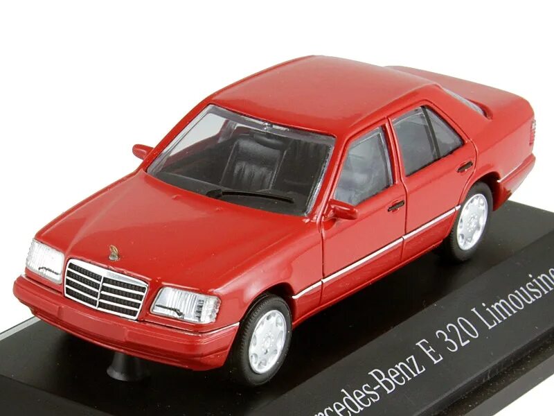 Mercedes e500 w124 1:18. Масштабная модель мерседес w124. Autoart mercedes w124. Mercedes e60 w124. Mercedes 300ce cabriolet minichamps 1:43.