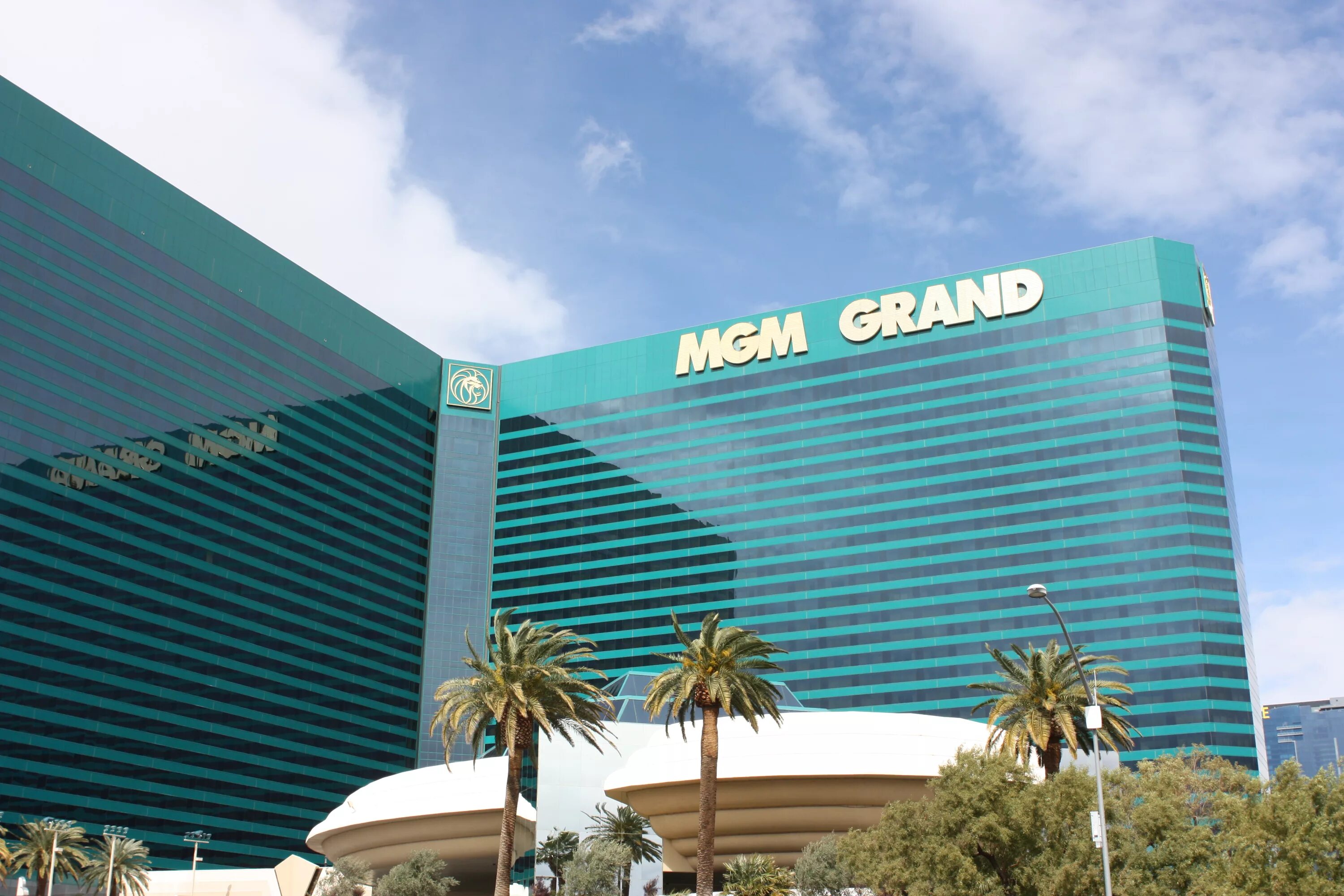 Vegas grant vegasgrandcazino. Лас Вегас МГМ Гранд. Казино MGM Grand. MGM Grand Hotel & Casino. Казино Лас Вегас Гранд.