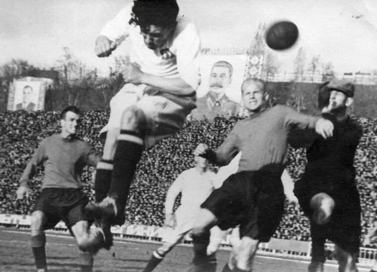 олимпиада 1952 год футбол. футбол 1952 год. кубок ссср по футболу торпедо москва 1952. торпедо обладатель кубка ссср 1952. ссср югославия 1952 футбол.