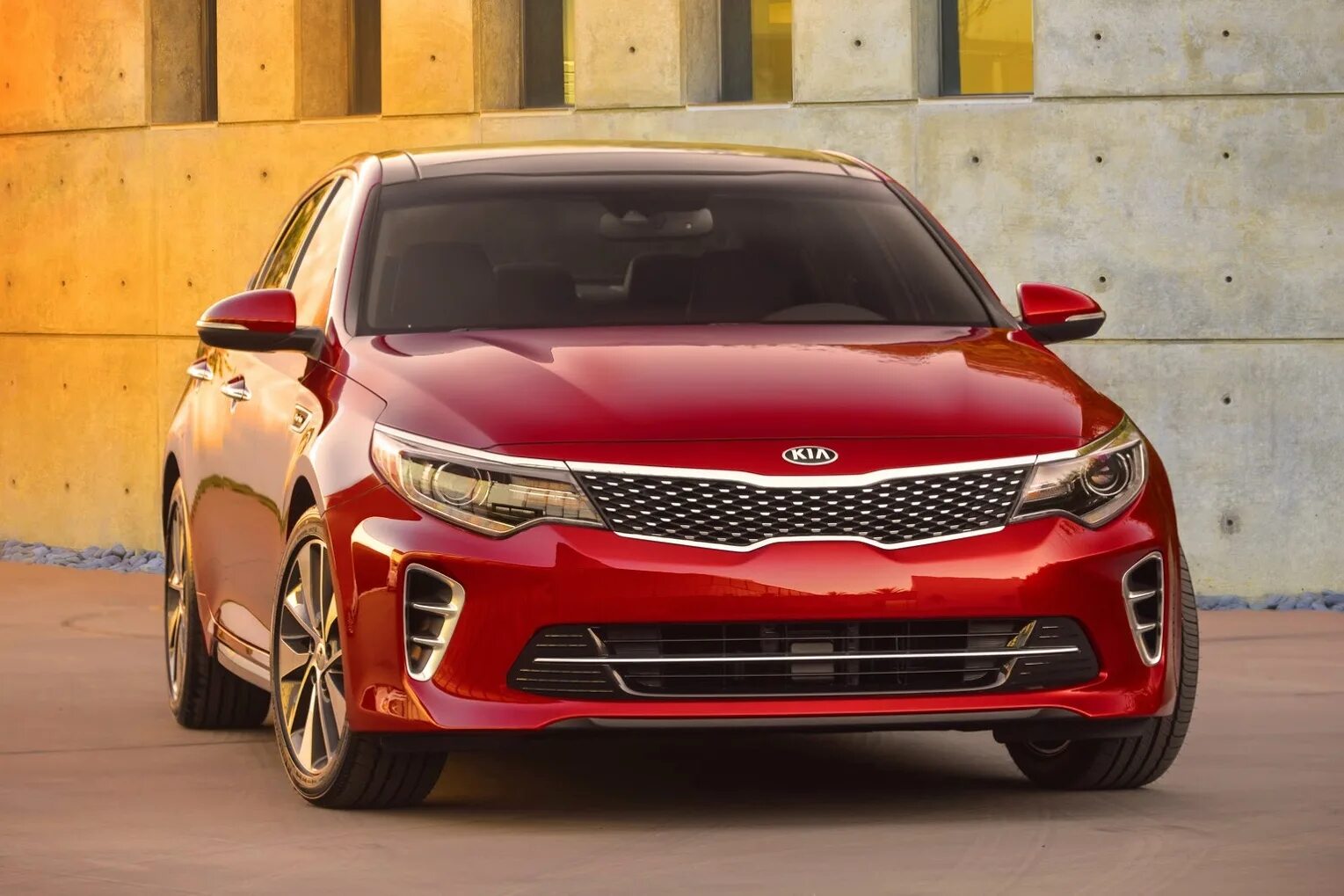 How to search for a good Heathrow airport taxi? Kia optima, Kia, London airports