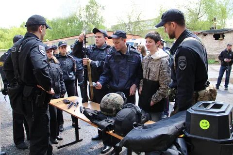 Омон на транспорте
