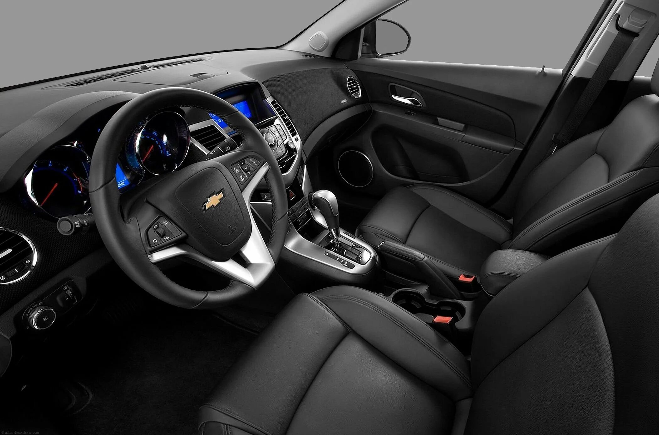 Шевроле Круз седан 2014 салон. Chevrolet Cruze RS 2011-. Chevrolet Cruze Interior. Chevrolet Cruze 2014 салон. Хэтчбек внутри