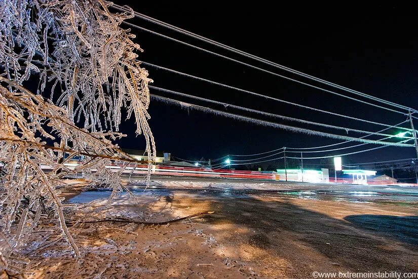 28 декабря 2009. Ледяной дождь. Ледяной дождь Новороссийск. Ледяной дождь Владивосток. Обледенение во Владивостоке 2020.