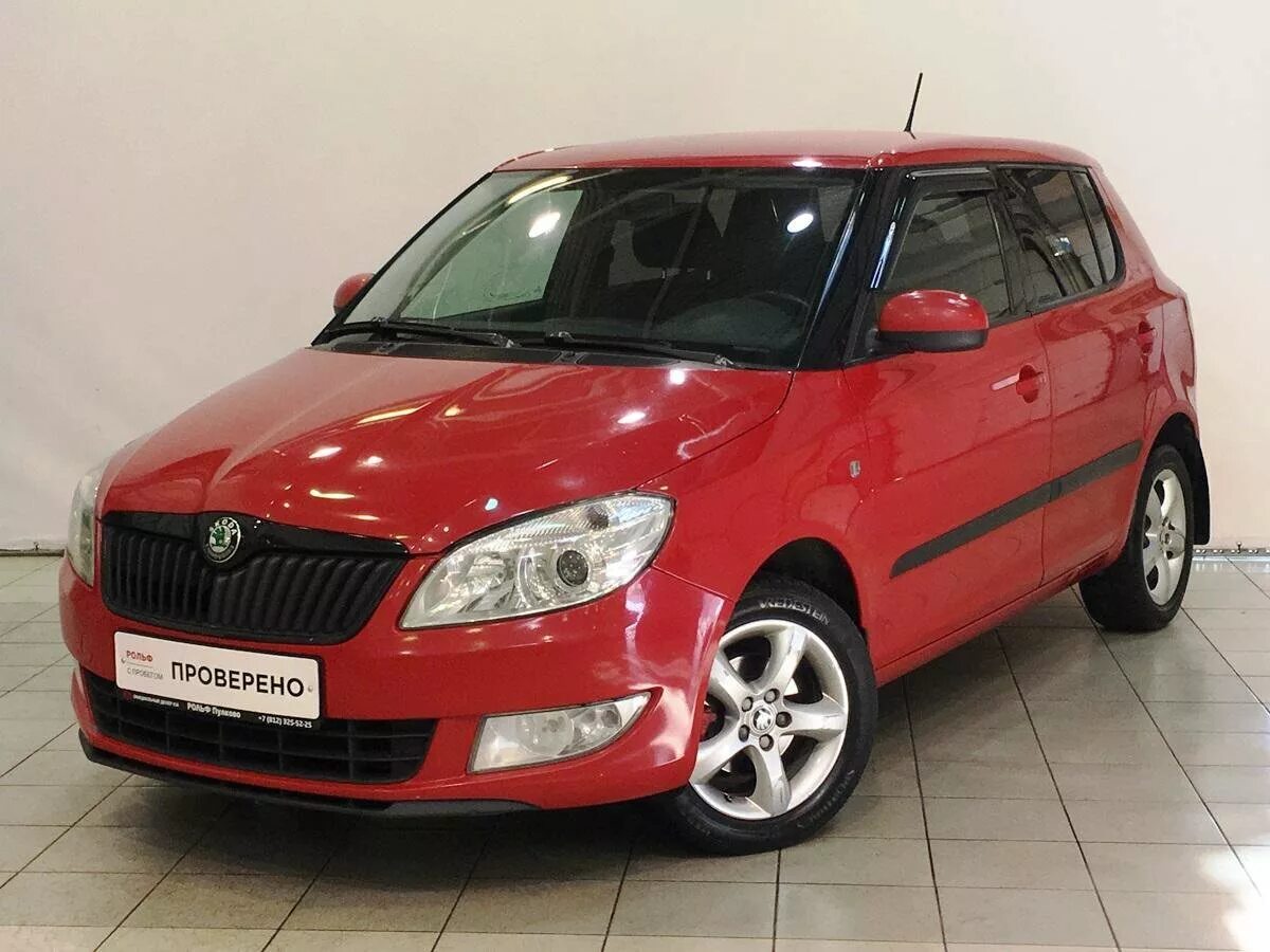 Купить шкоду фабию москва. Skoda Fabia Elegance. Skoda Fabia 2010. Skoda Fabia 1 Рестайлинг. Škoda Fabia 2010 красная.