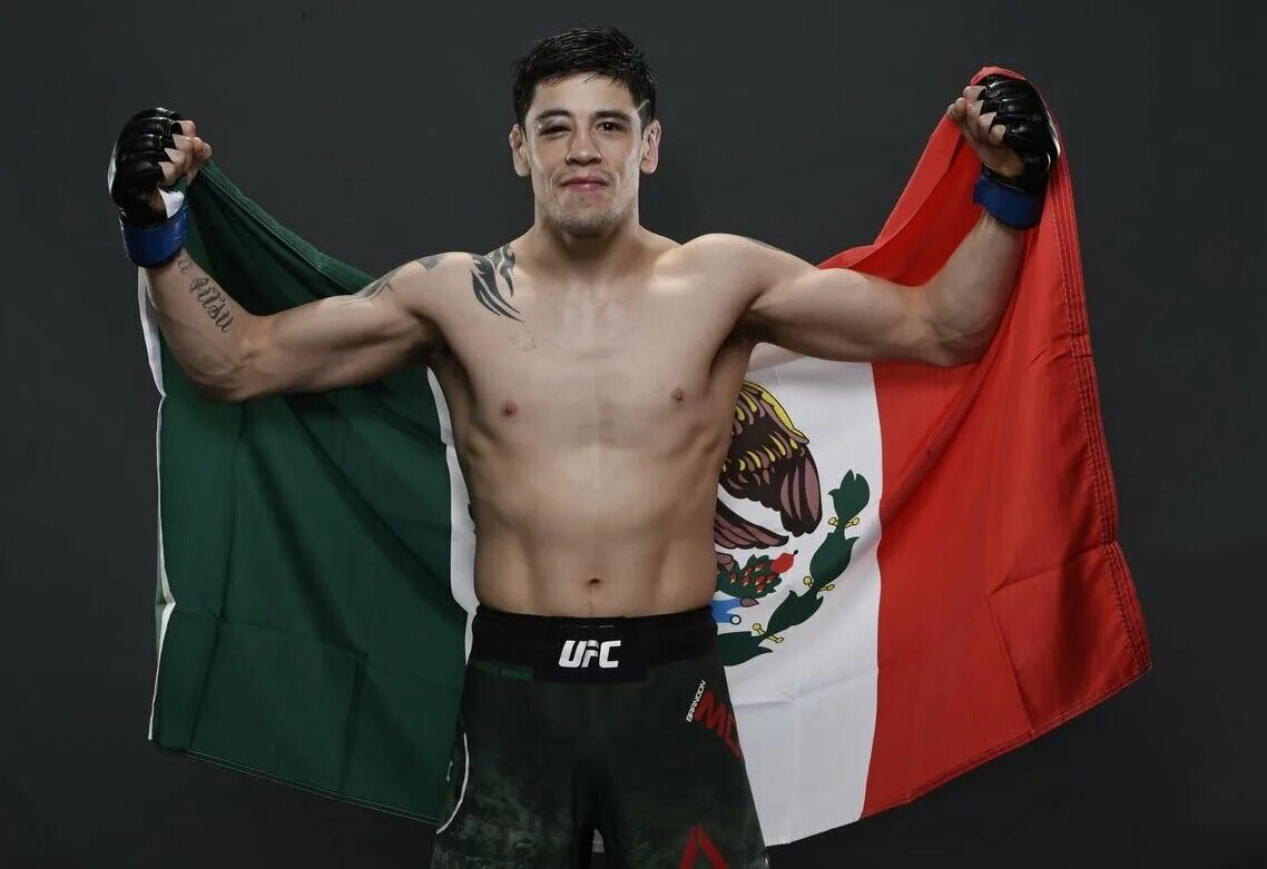 Морено боец юфс. Морено боец ufc. Морено ройал. Ник морено. Морено боец юфс.