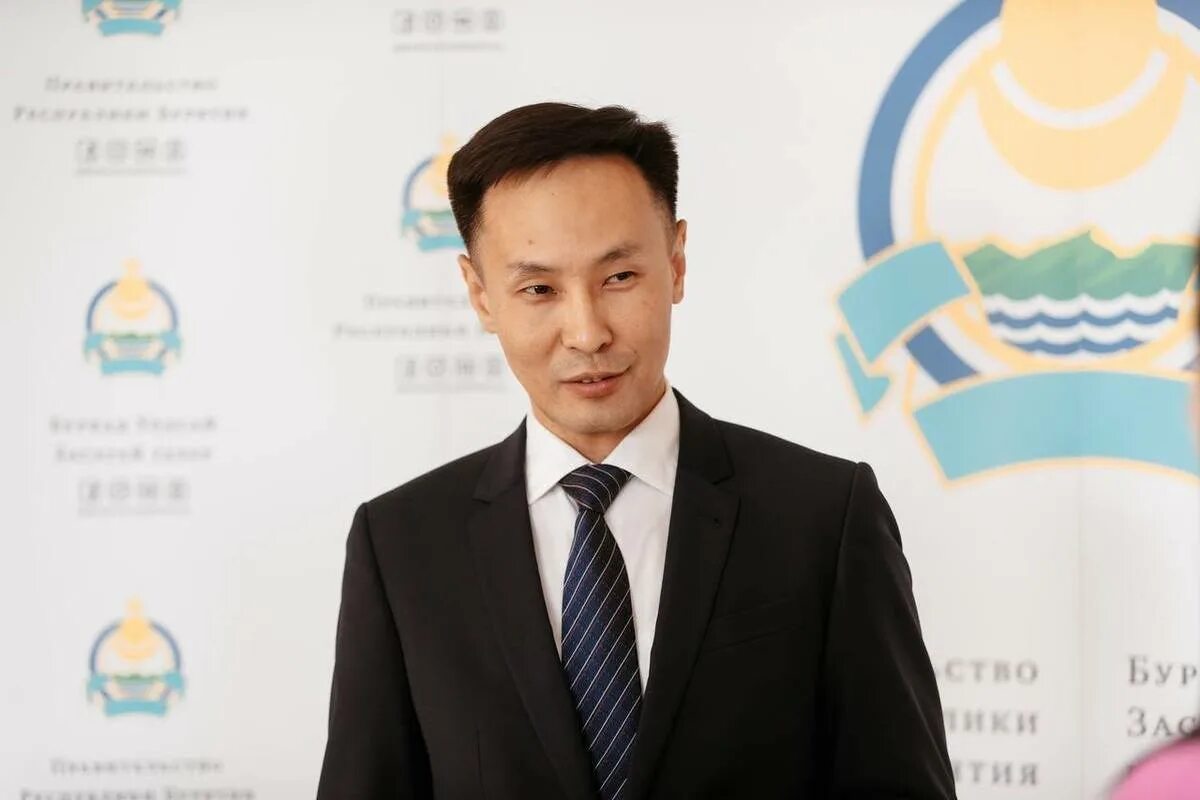 Доступность законов фото. Руководитель пенсионного фонда республики бурятия. Буклеты про бурятию. Беняш фсс бурятии. Бурятский сепаратизм.