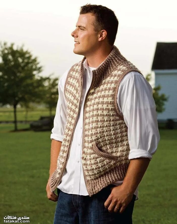 Модный вязаный мужской жилет. Жилетка мужская вязаная. Мужской джемпер-жилет classic cotton sweater vest серый арт. Связать мужскую безрукавку. Мужской жилет спицами.